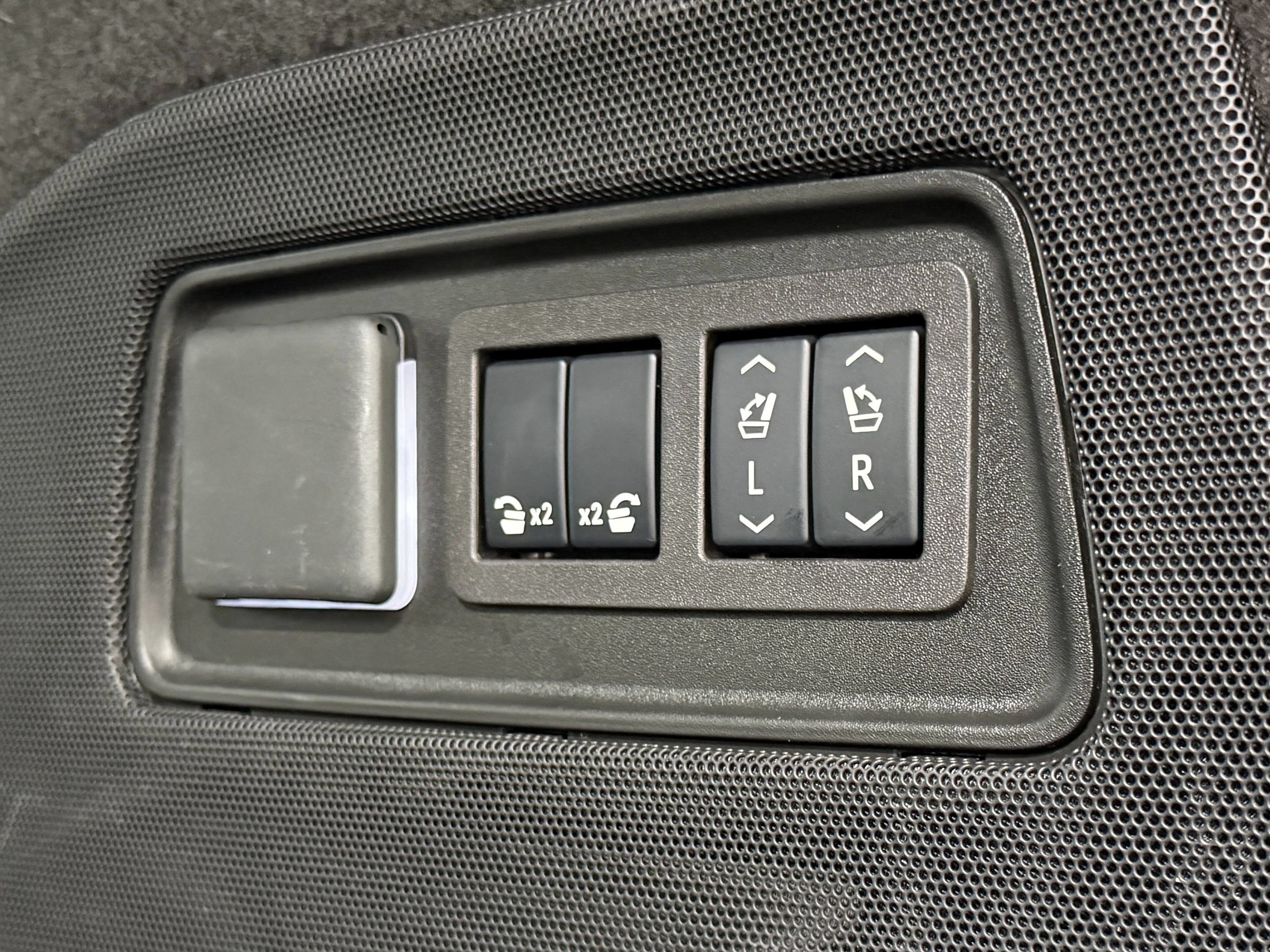 Used 2024 Cadillac Escalade V AWD/4WD image 49