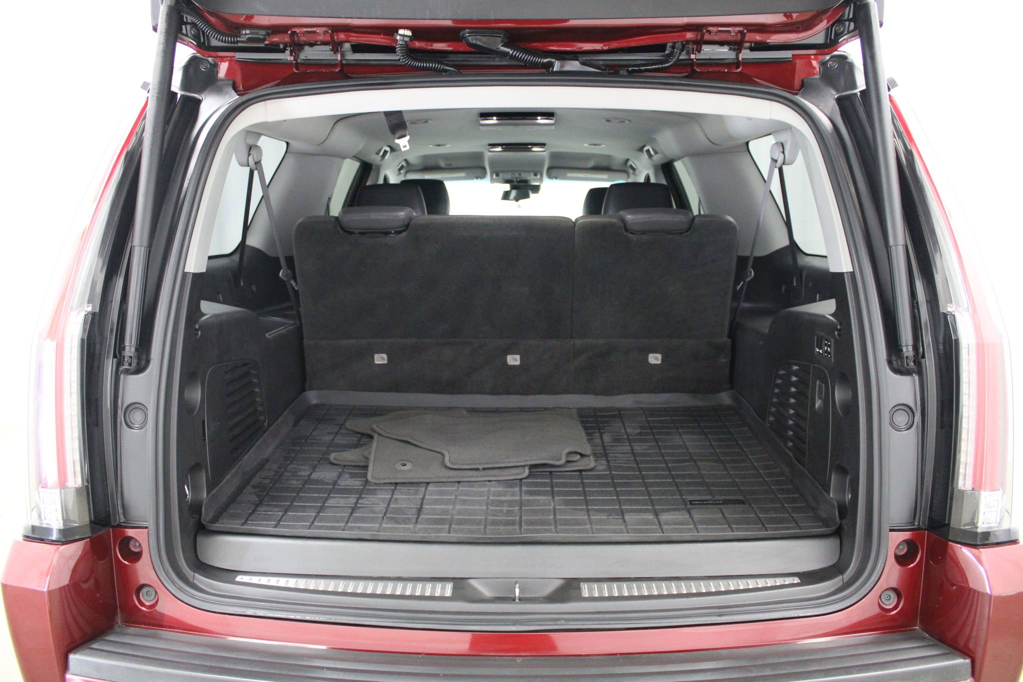 Used 2017 Cadillac Escalade ESV Luxury image 26