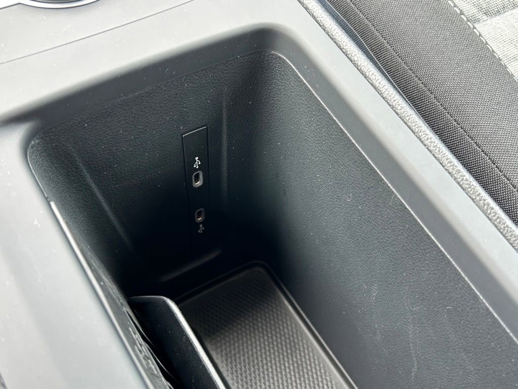 Certified 2025 Volkswagen Tiguan S FWD image 28