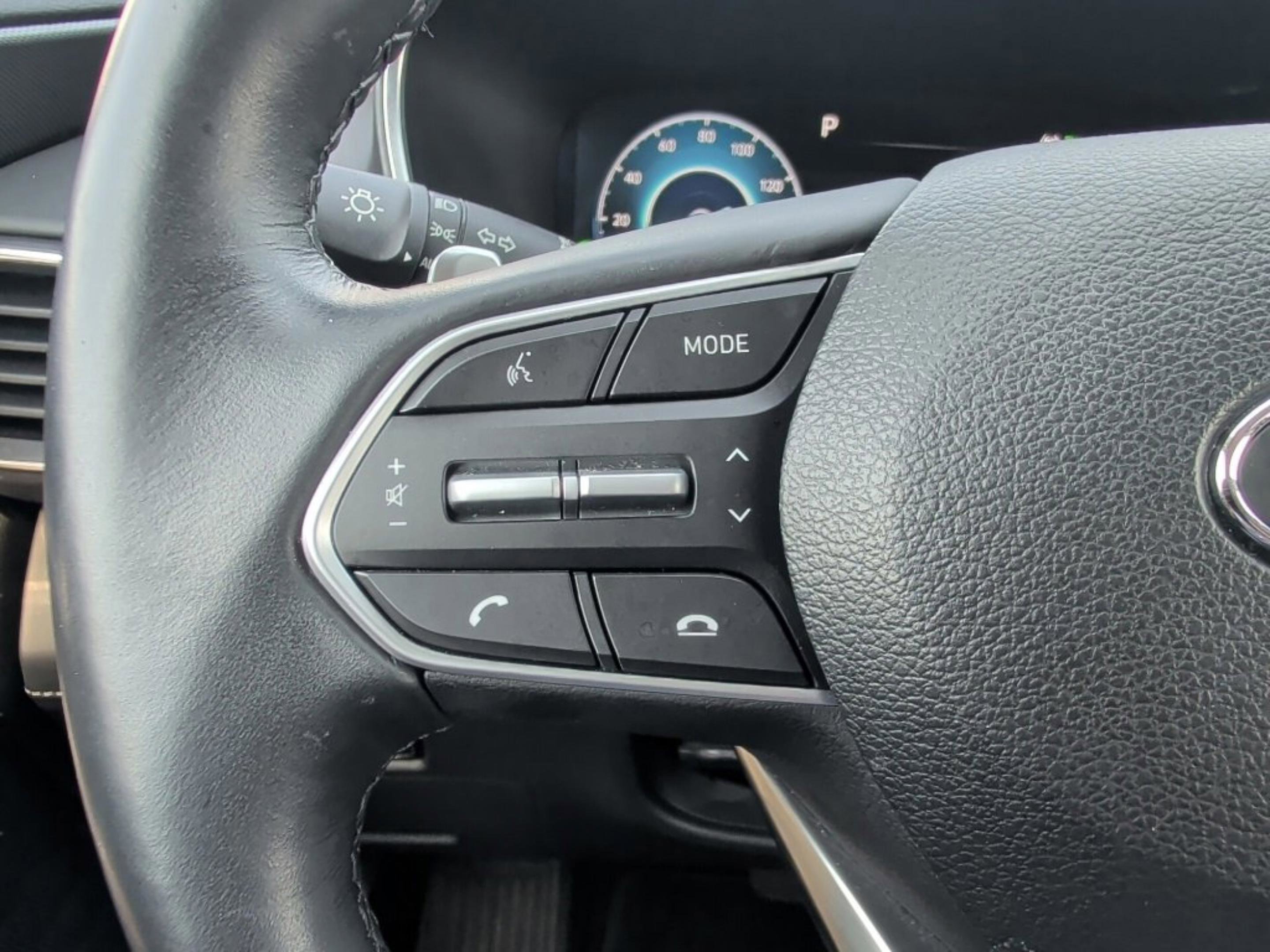 Used 2023 Hyundai Santa Fe Limited image 21