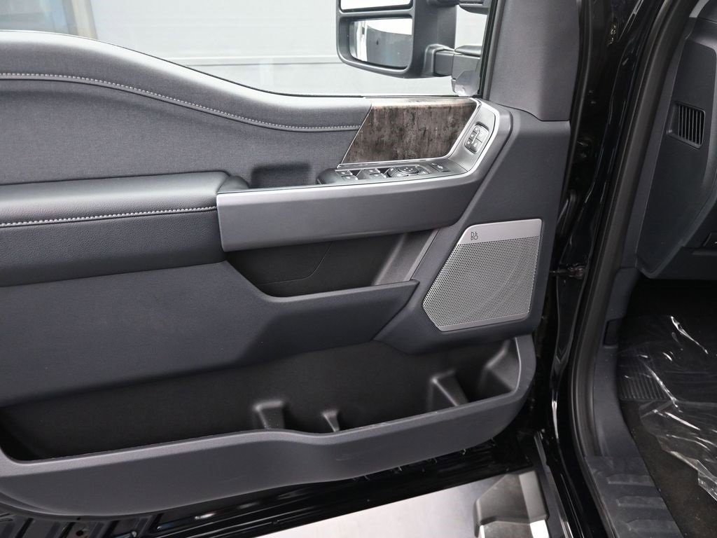 New 2026 Ford F350 Lariat w/ Chrome Package image 12