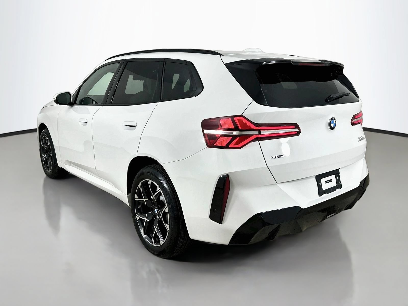 New 2026 BMW X3 xDrive30i w/ Premium Package AWD/4WD image 7