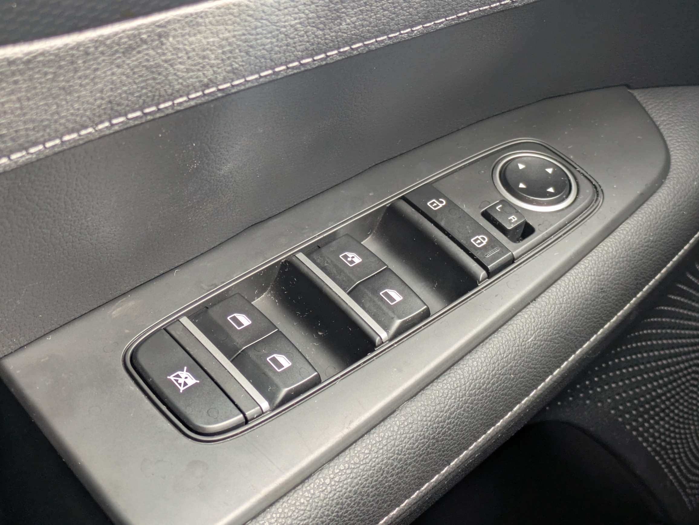 Used 2023 Kia Forte GT-Line w/ GT-Line Premium Package FWD image 22