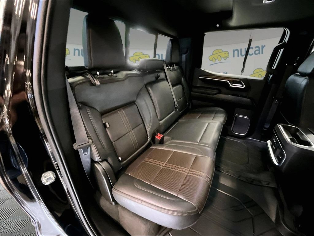 Used 2022 Chevrolet Silverado 1500 High Country w/ High Country Premium Package AWD/4WD image 16