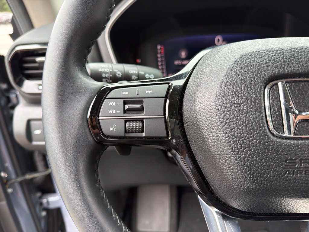 Certified 2026 Honda Pilot Touring image 17