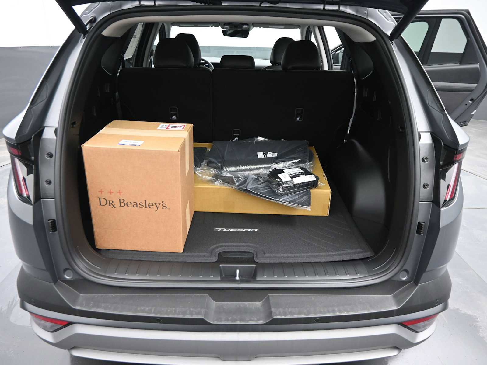 New 2026 Hyundai Tucson Limited image 13