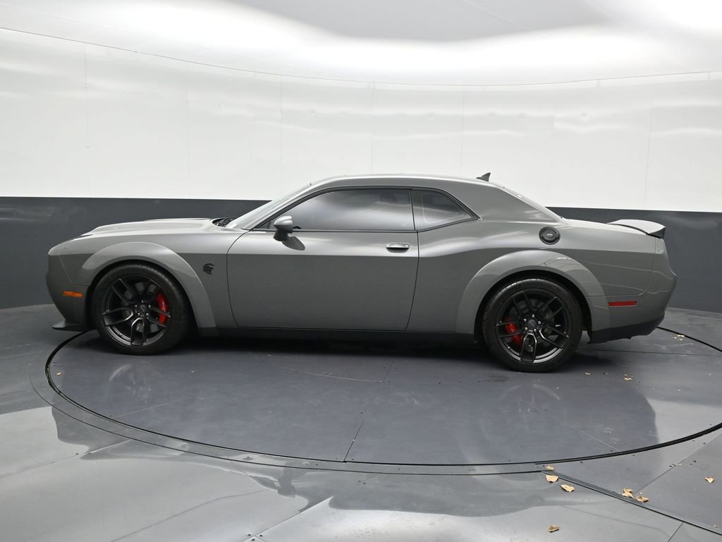 Used 2023 Dodge Challenger SRT Hellcat image 2