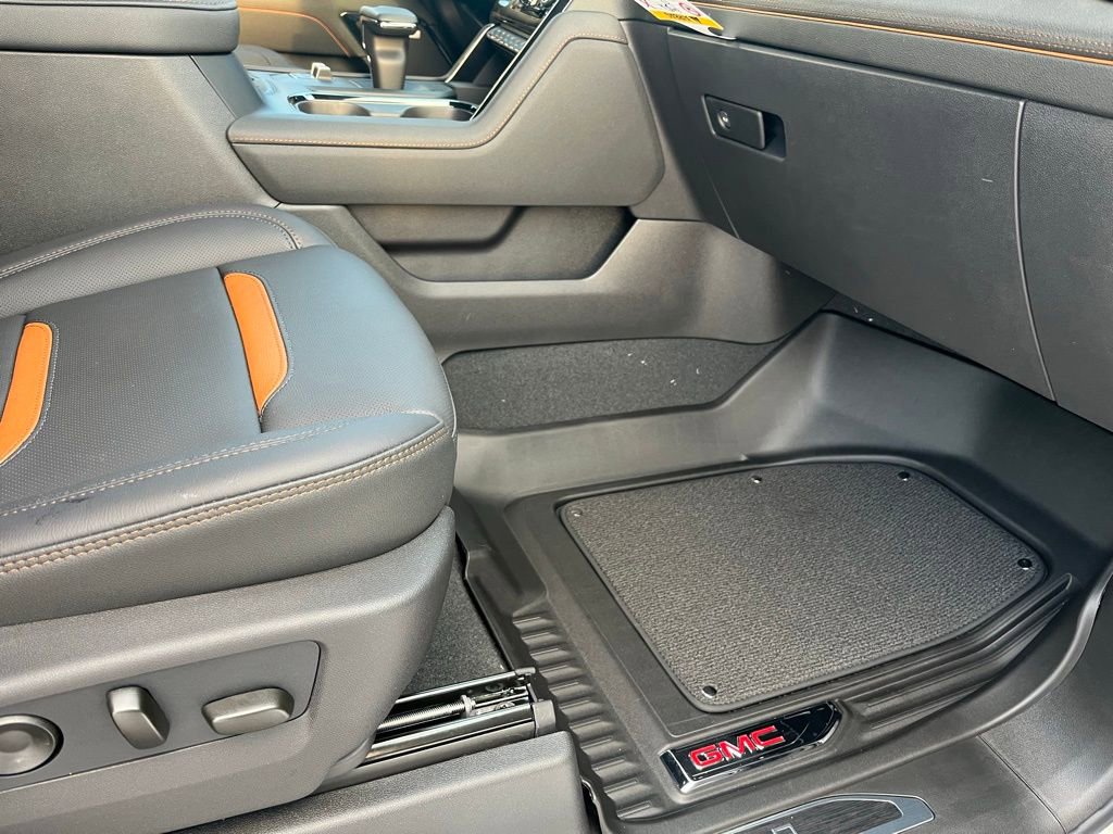 New 2026 GMC Sierra 1500 AT4 image 32