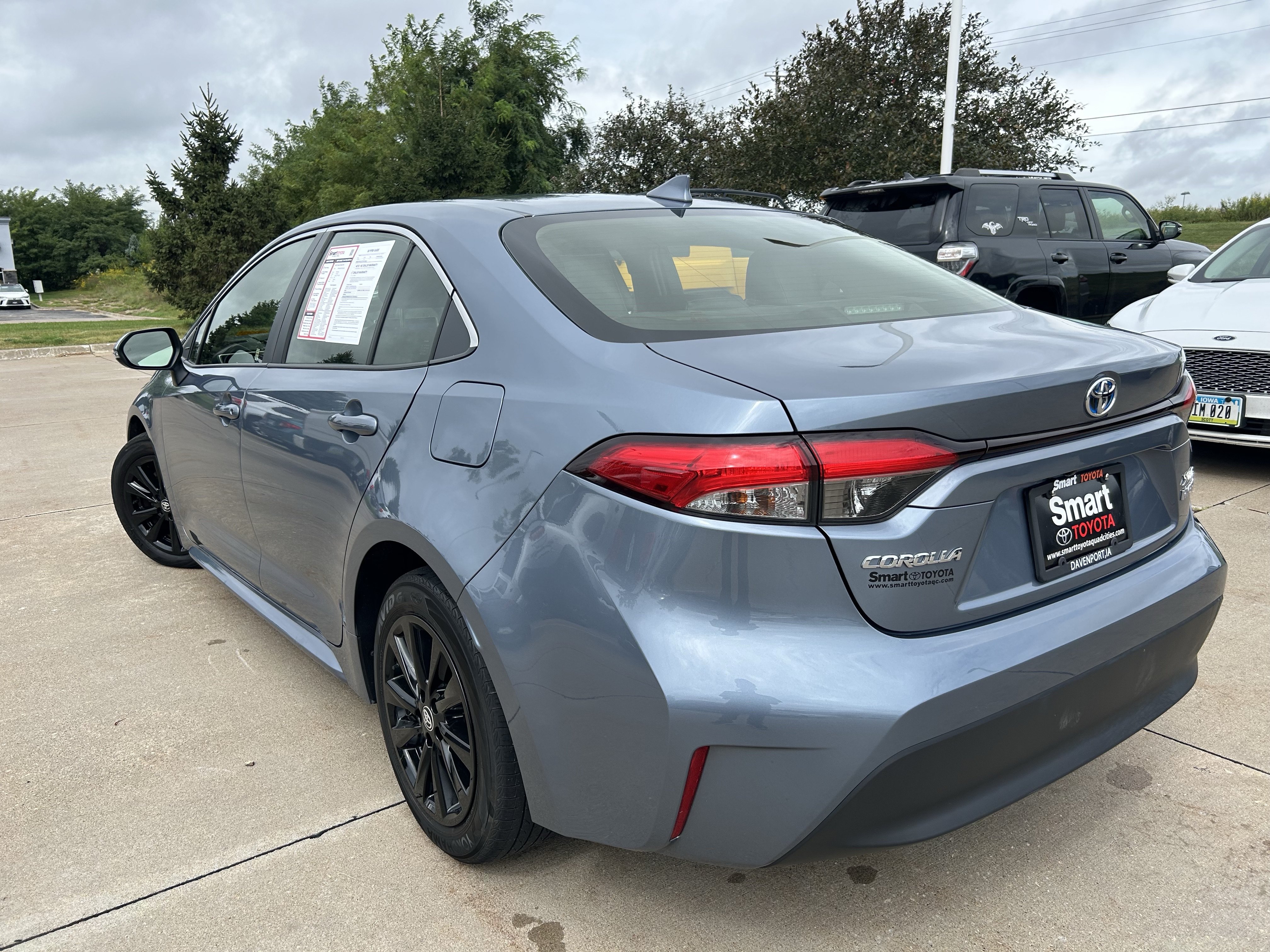 Certified 2023 Toyota Corolla XLE FWD image 3