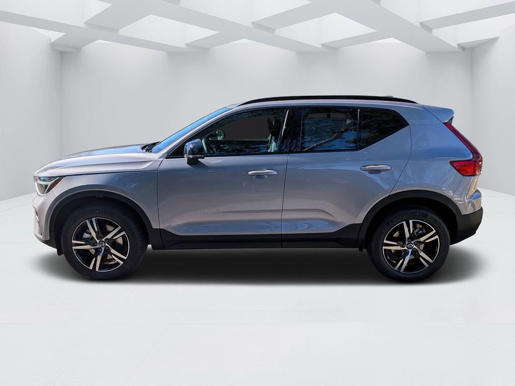 New 2026 Volvo XC40 B4 Core FWD image 6