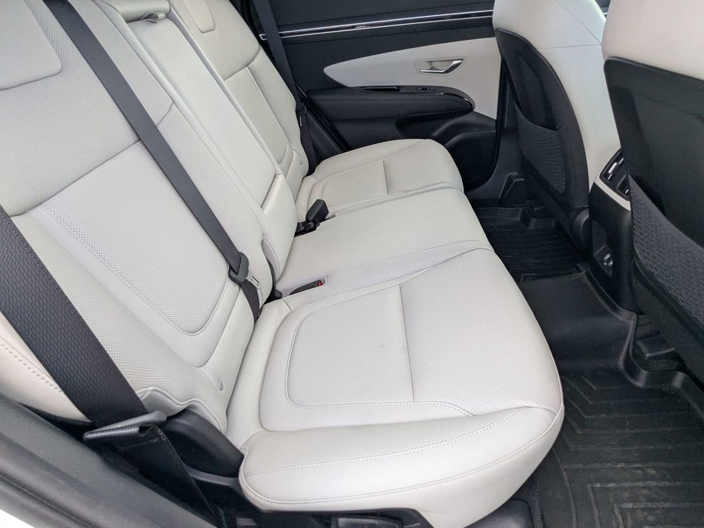 Used 2022 Hyundai Tucson Limited w/ Cargo Package image 19