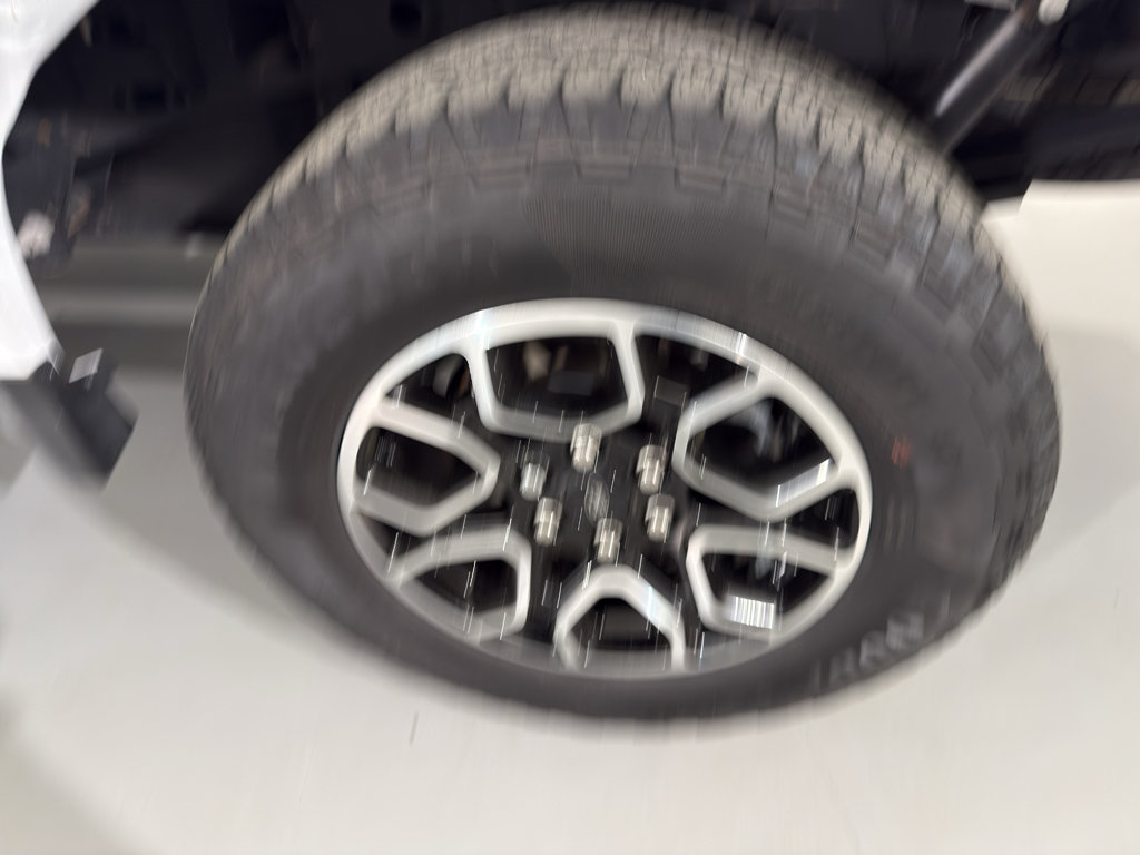 Used 2022 Ford F150 XLT w/ Equipment Group 302A High image 15