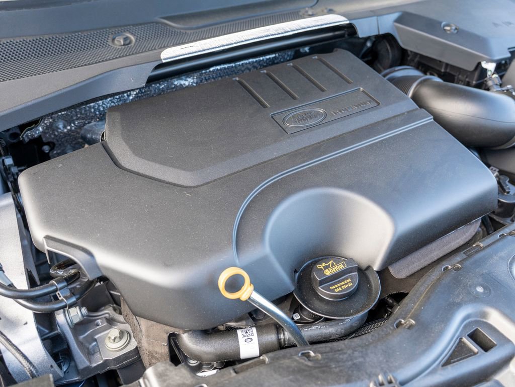 New 2025 Land Rover Discovery Sport S image 23