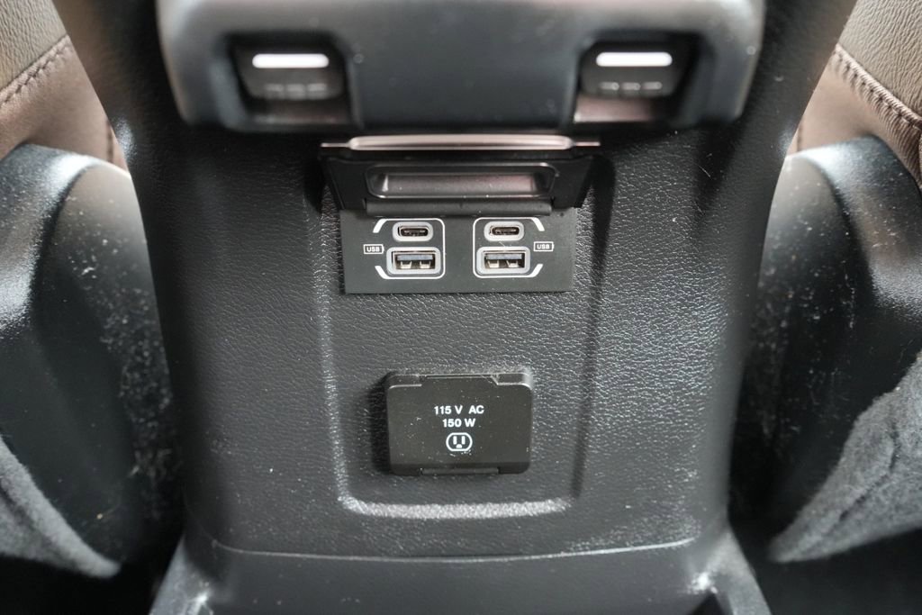 Used 2023 Jeep Wrangler Unlimited Sahara w/ Cold Weather Group image 17