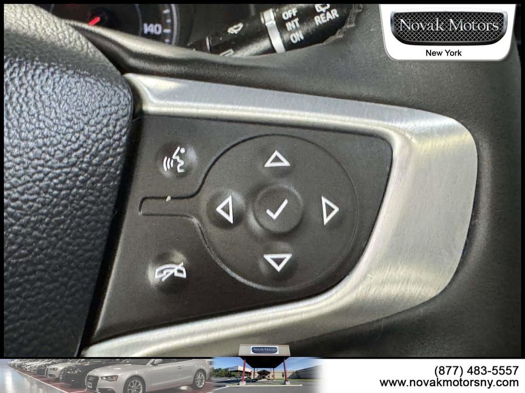 Used 2023 GMC Acadia SLT w/ Preferred Package AWD/4WD image 20