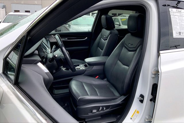 Used 2020 Cadillac XT5 Premium Luxury AWD/4WD image 25