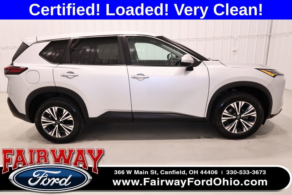 Used 2022 Nissan Rogue SV image 1
