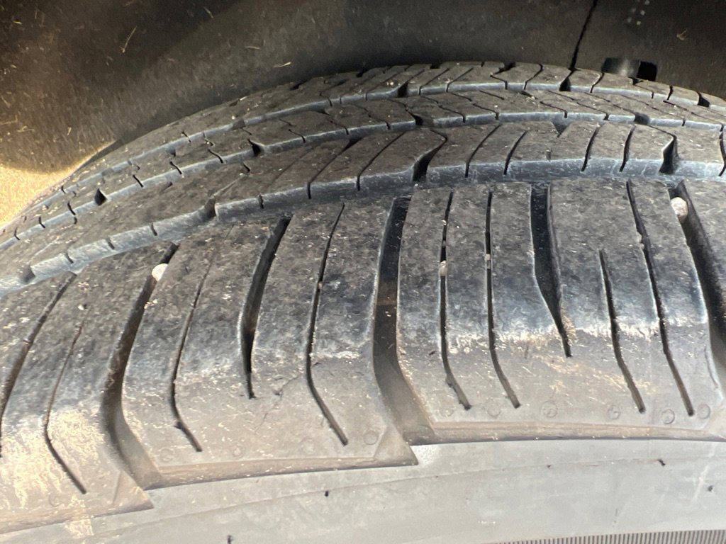 Used 2018 Ford Edge Titanium w/ Technology Package image 48