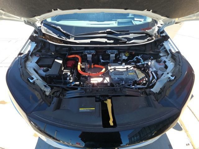 Used 2023 Nissan Ariya AWD image 28