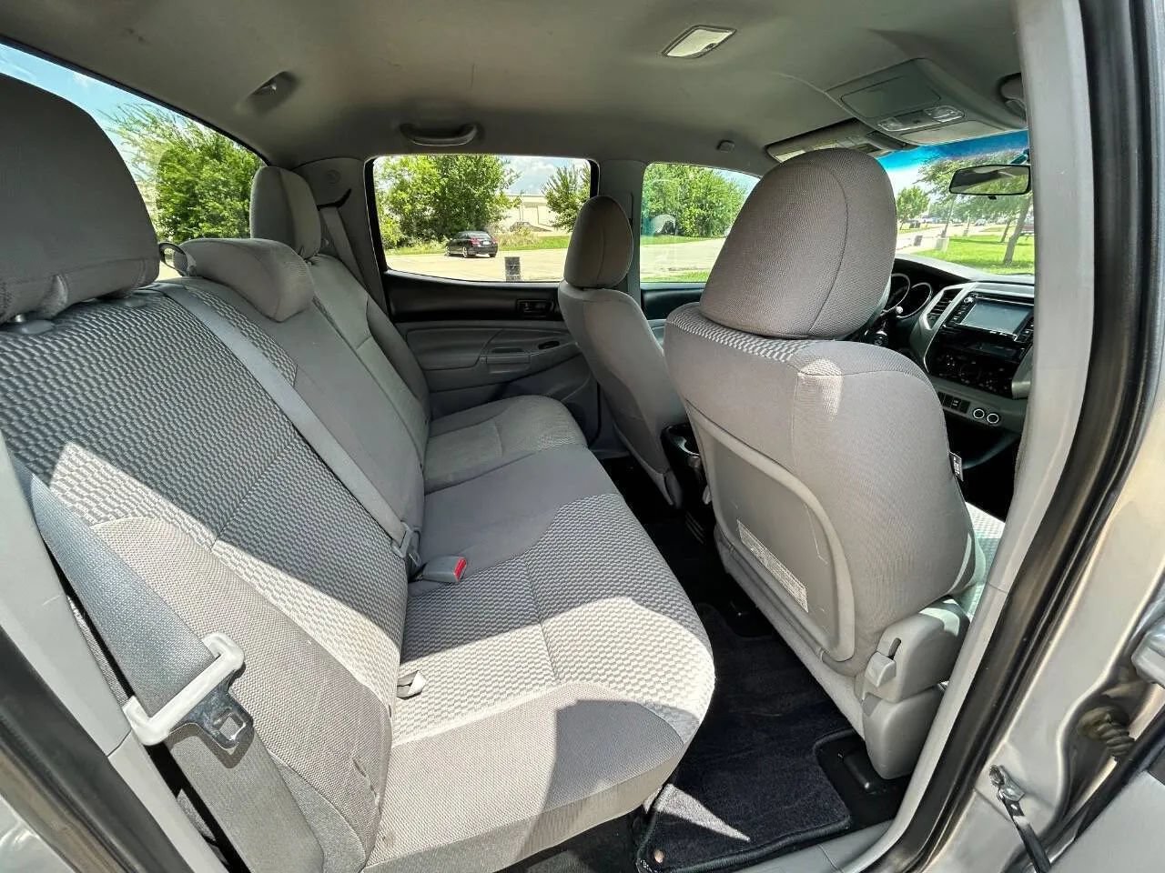 Used 2014 Toyota Tacoma PreRunner w/ SR5 Package RWD image 13