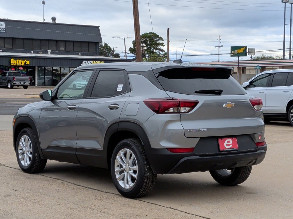 New 2026 Chevrolet TrailBlazer LS w/ LS Convenience Package FWD image 6
