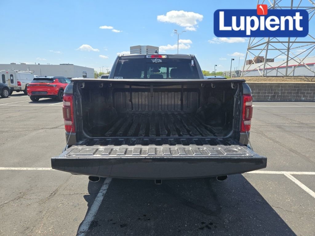 Used 2019 RAM 1500 Laramie w/ Sport Appearance Package AWD/4WD image 15