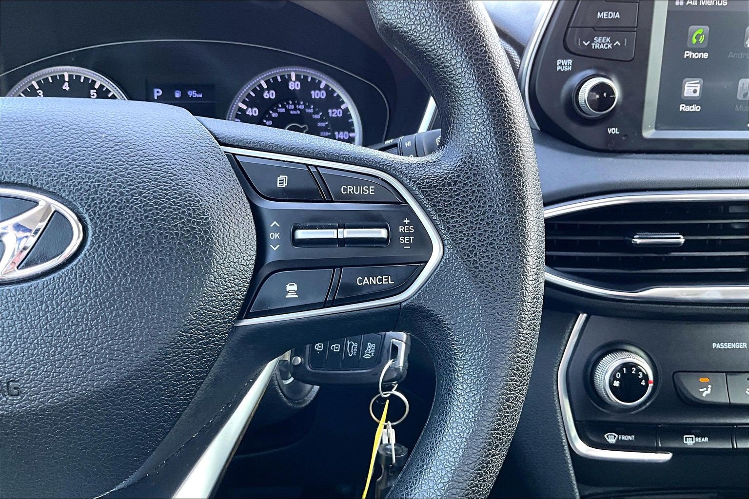 Used 2019 Hyundai Santa Fe SE FWD image 20