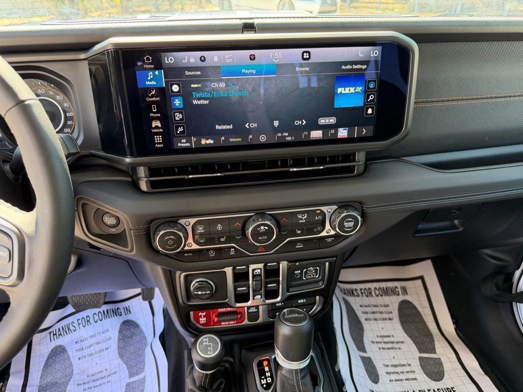 Used 2025 Jeep Gladiator Mojave w/ Convenience Group image 21