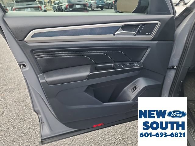 Used 2020 Volkswagen Atlas Cross Sport SEL Premium image 9