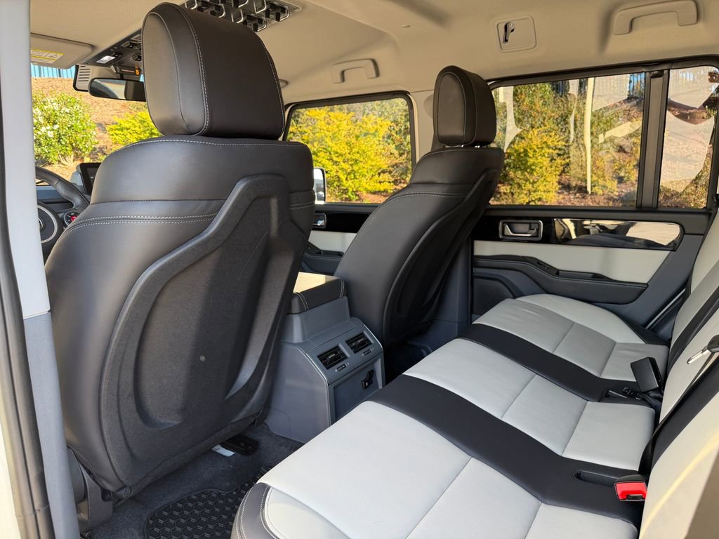Used 2024 INEOS Grenadier Fieldmaster Edition image 24