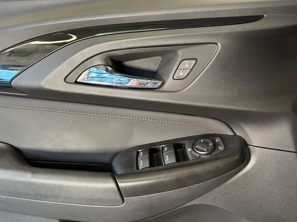 Used 2022 Chevrolet TrailBlazer RS w/ Convenience Package FWD image 19