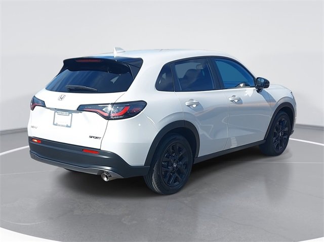 Used 2025 Honda HR-V Sport image 3