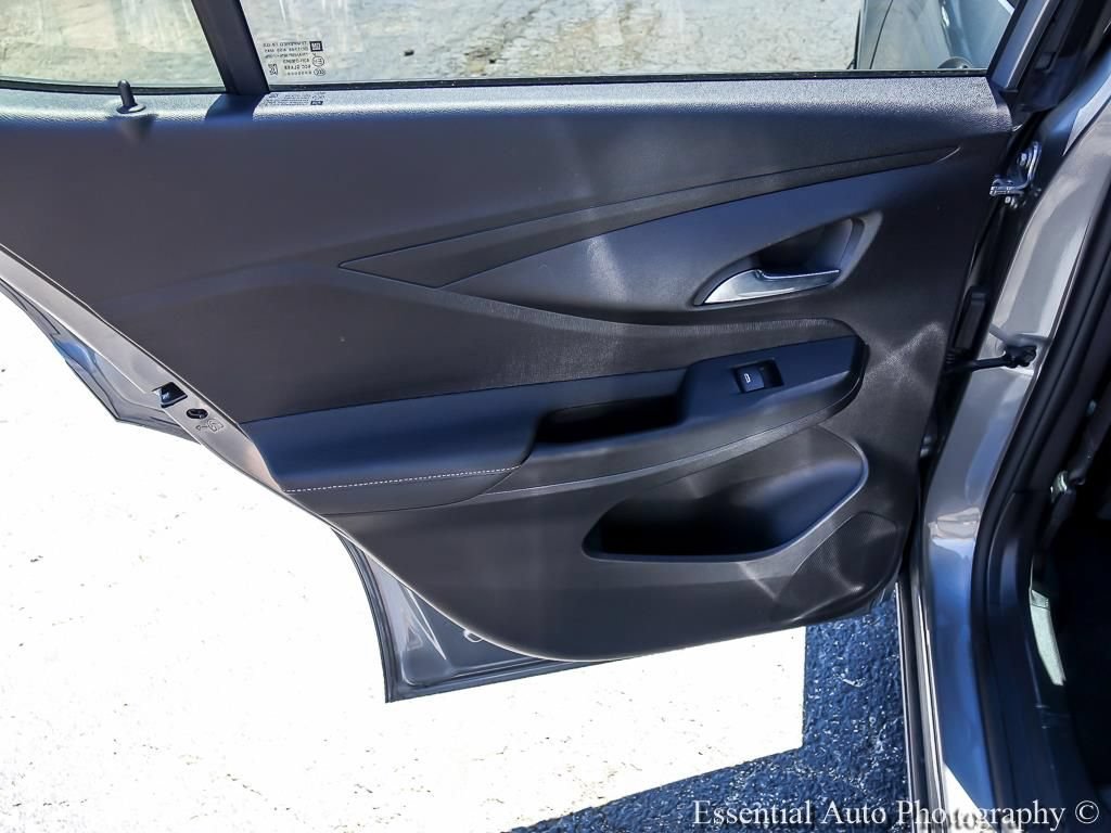 Used 2025 Buick Envista Sport Touring FWD image 23