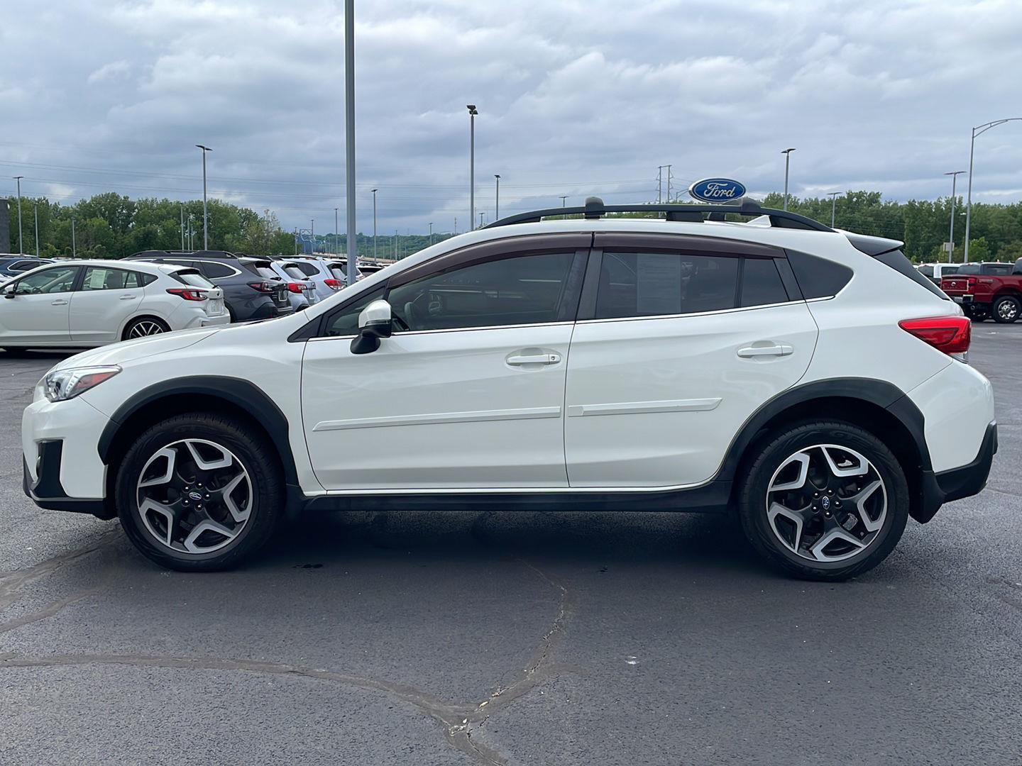 Used 2020 Subaru Crosstrek 2.0i Limited w/ Moonroof Package w/Navigation AWD/4WD image 2