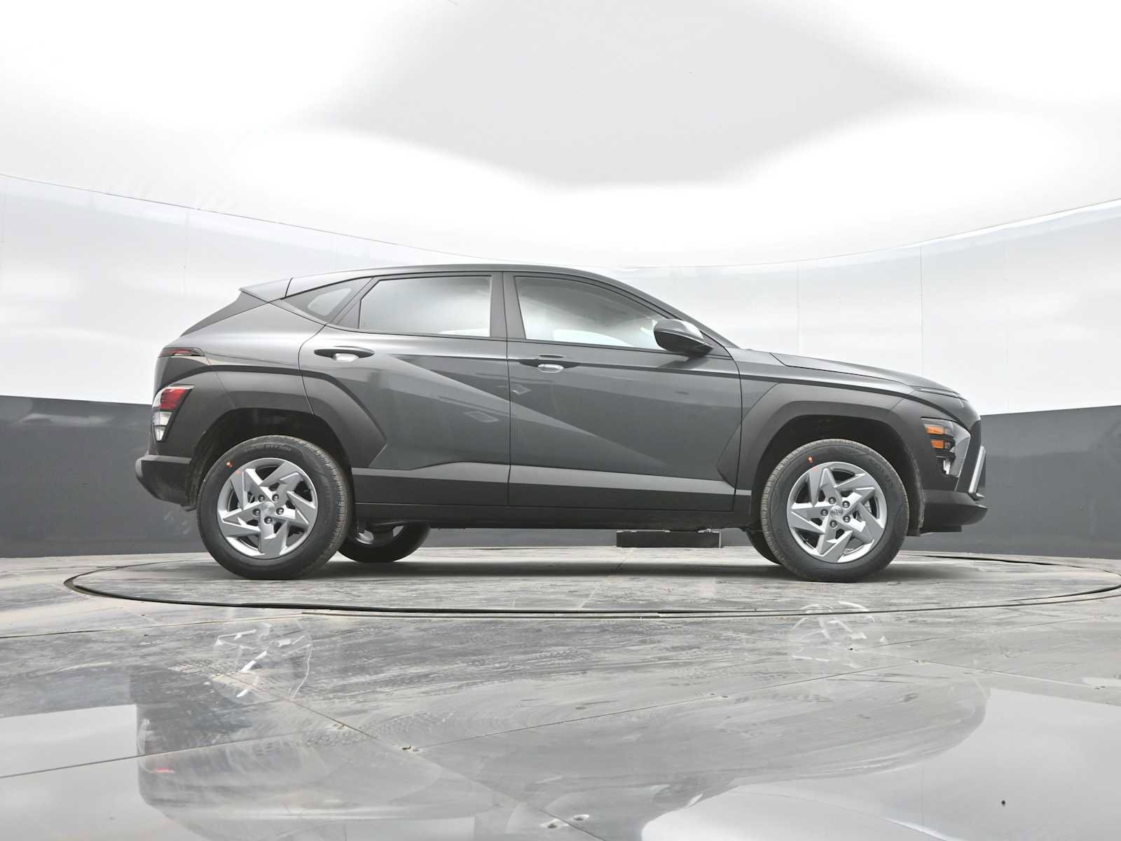 New 2026 Hyundai Kona SE image 30