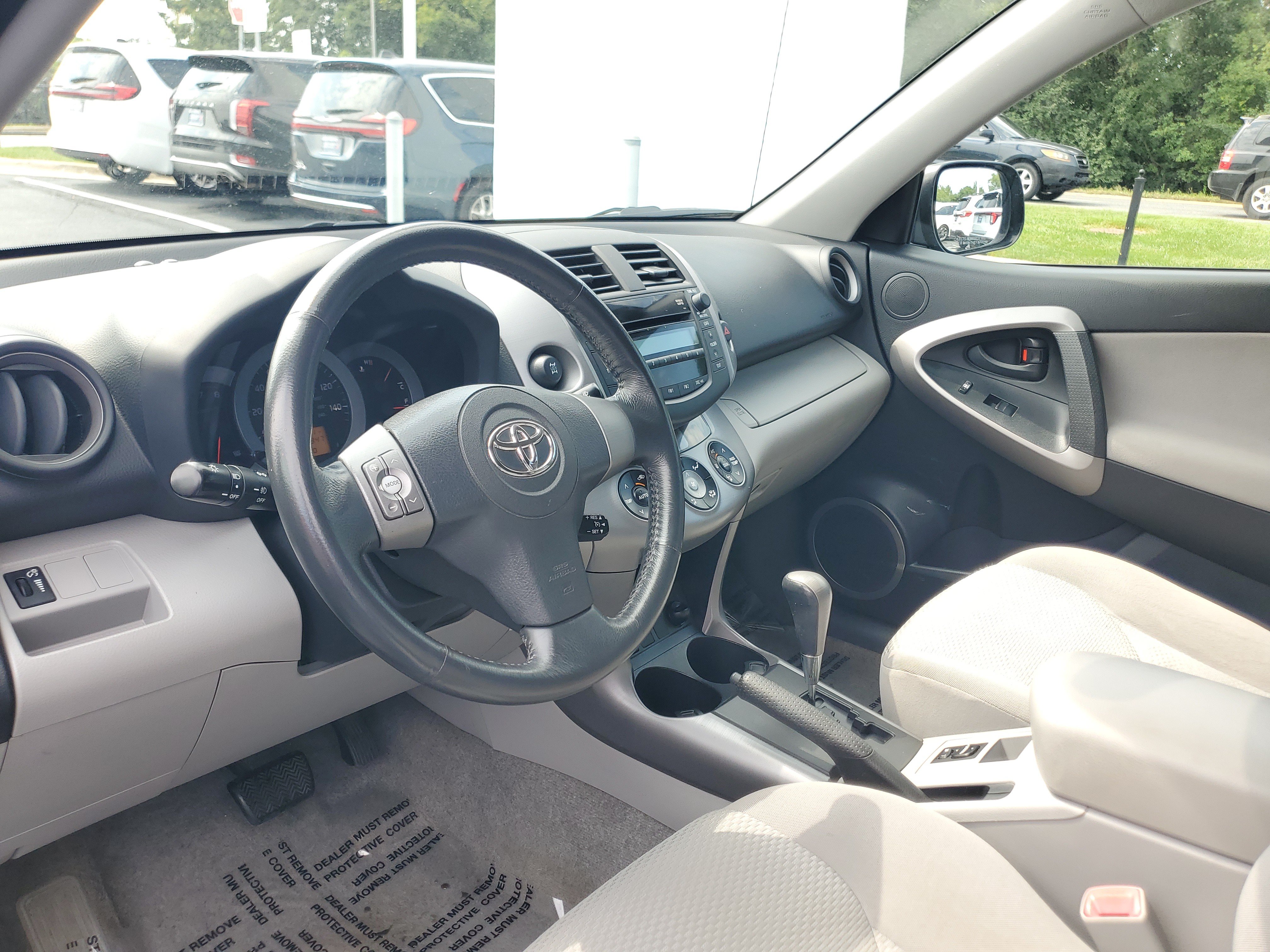 Used 2006 Toyota RAV4 Limited AWD/4WD image 19