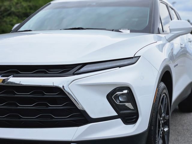 Used 2023 Chevrolet Blazer LT FWD image 9