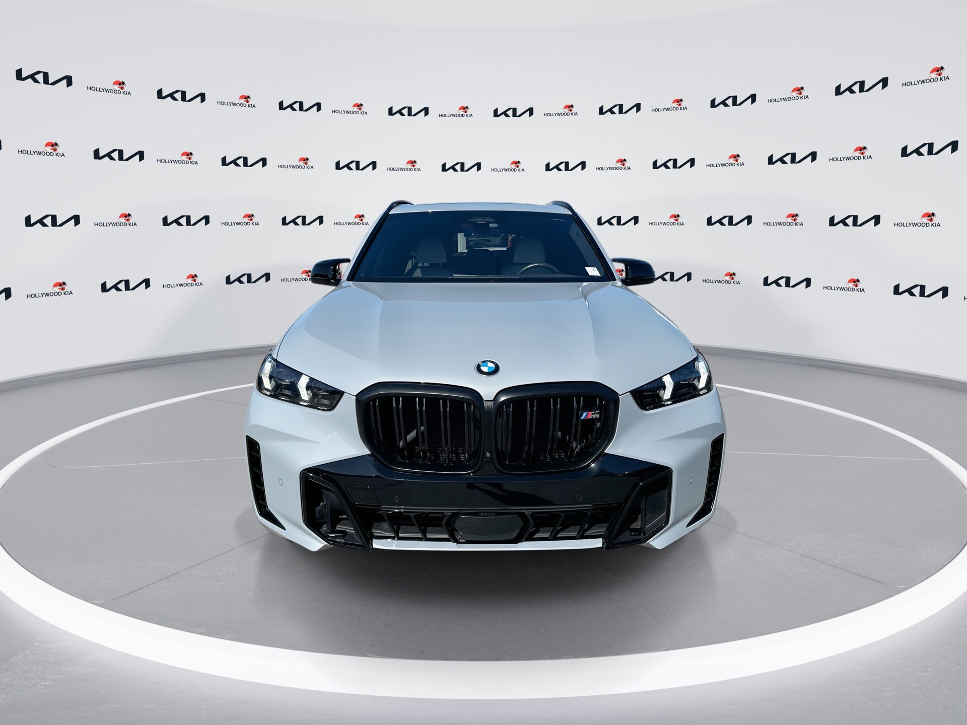 Used 2025 BMW X5 M60i image 3