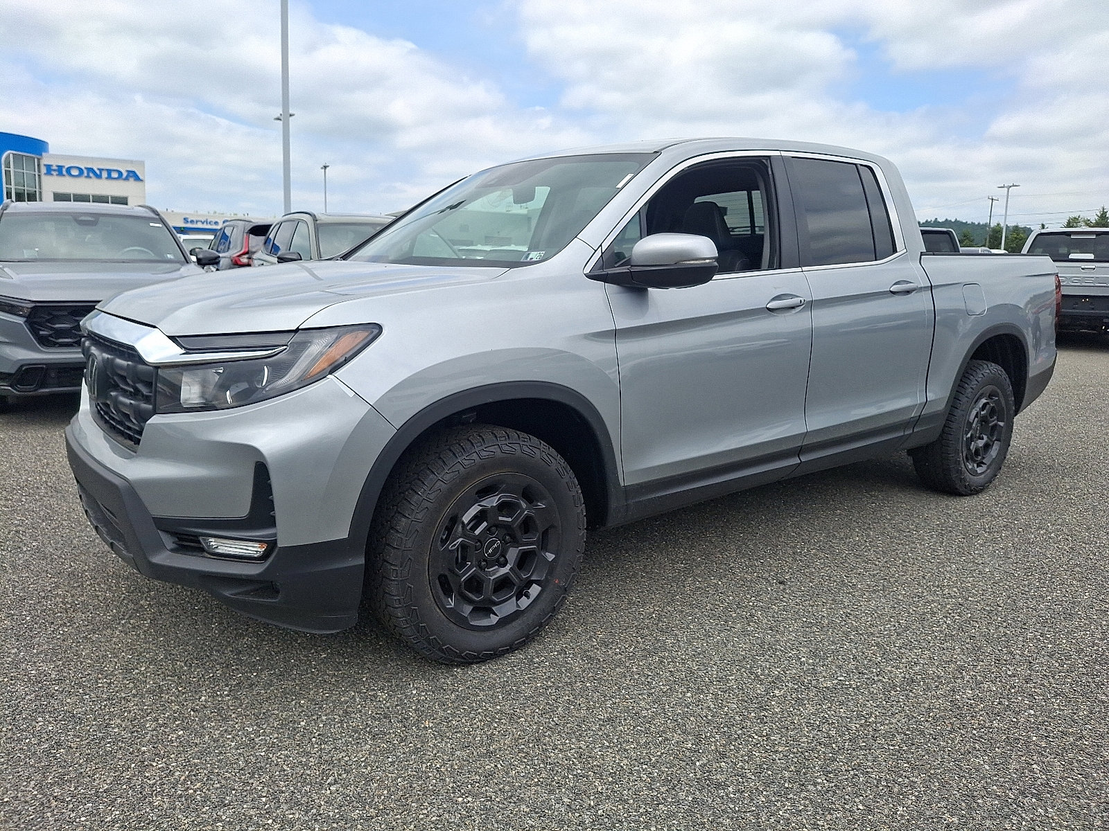 New 2025 Honda Ridgeline RTL+ image 2