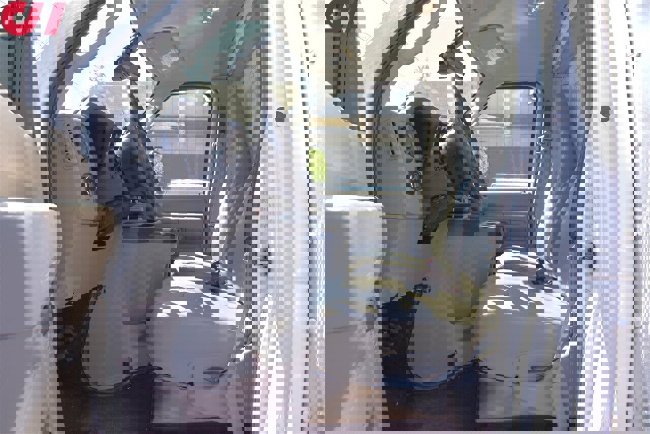 Used 2022 Ford E-350 and Econoline 350 Super Duty image 10