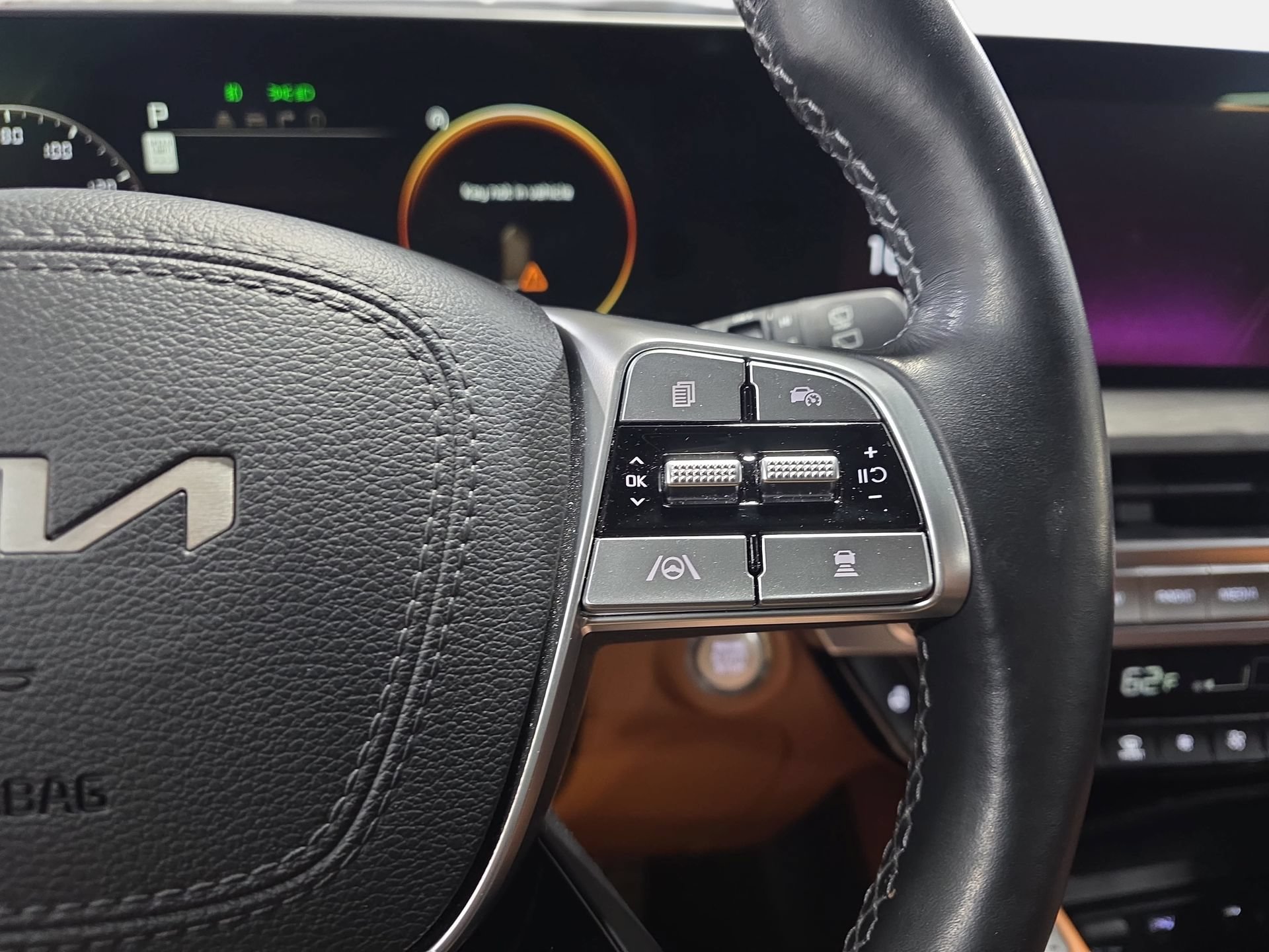 Used 2023 Kia Telluride SX X-Line AWD/4WD image 18