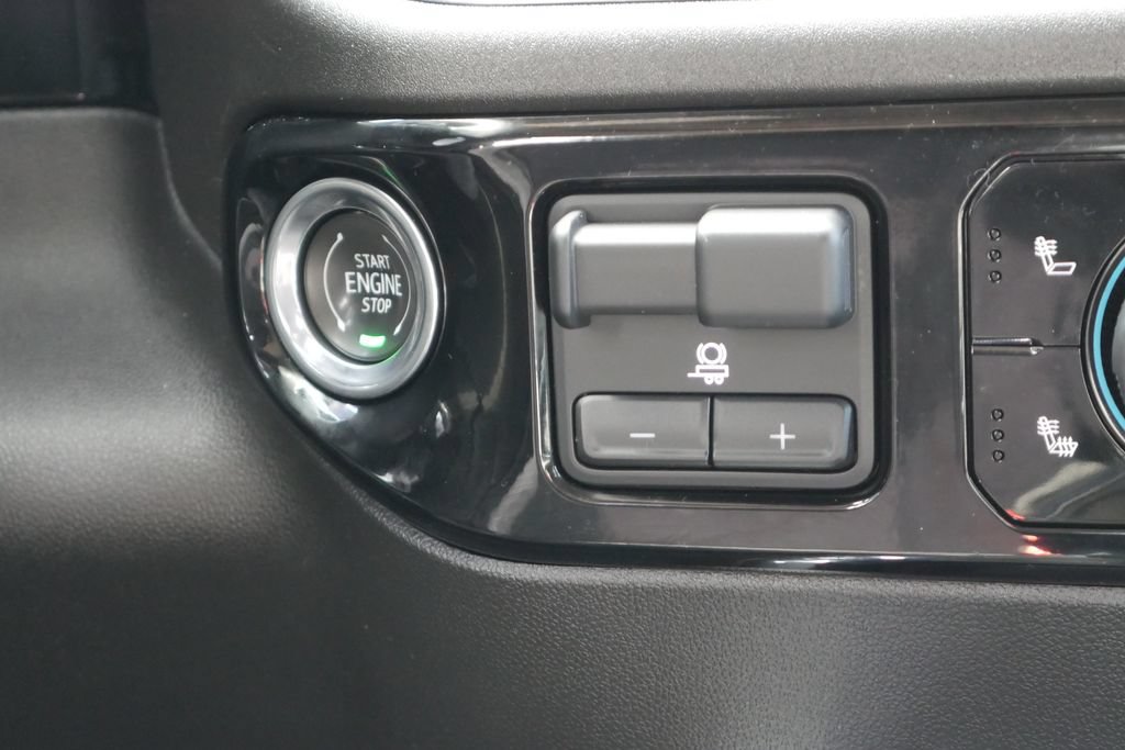 Used 2023 Chevrolet Silverado 1500 RST w/ Protection Package AWD/4WD image 22