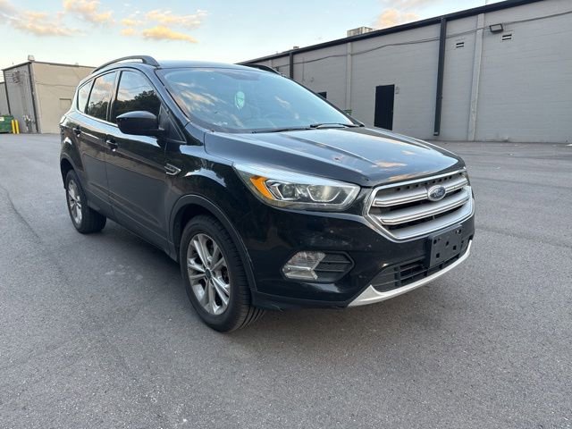 Used 2017 Ford Escape SE w/ Equipment Group 201A