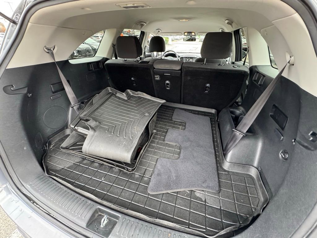 Used 2020 Kia Sorento LX image 32