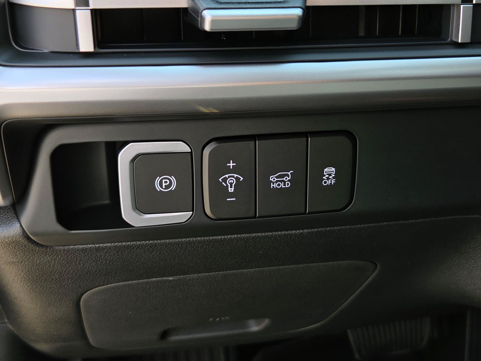 New 2027 Hyundai Santa Fe SEL FWD image 16