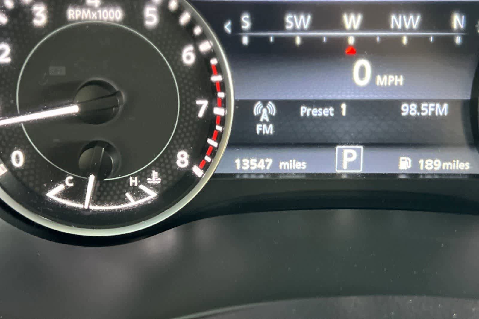 Certified 2024 Nissan Armada SL RWD image 27