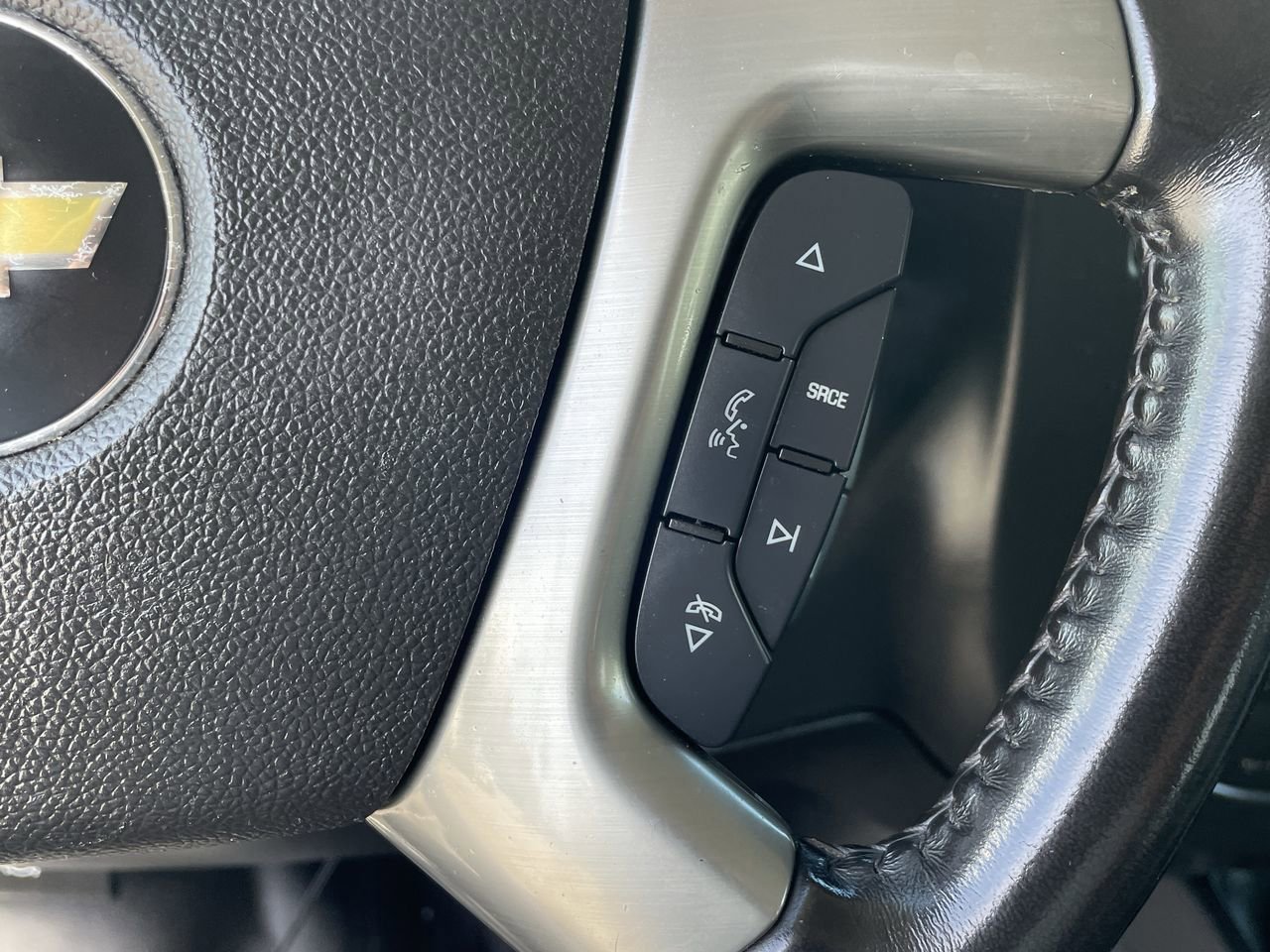 Used 2017 Chevrolet Express 3500 Extended image 28