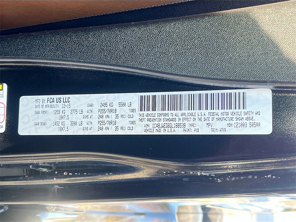 Used 2016 Jeep Wrangler Unlimited Sahara w/ Connectivity Group image 28