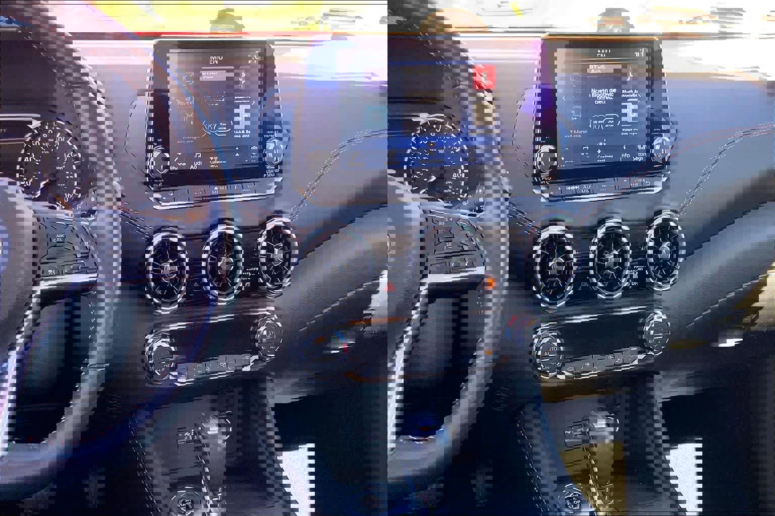 Used 2022 Nissan Sentra SR w/ Midnight Edition image 7