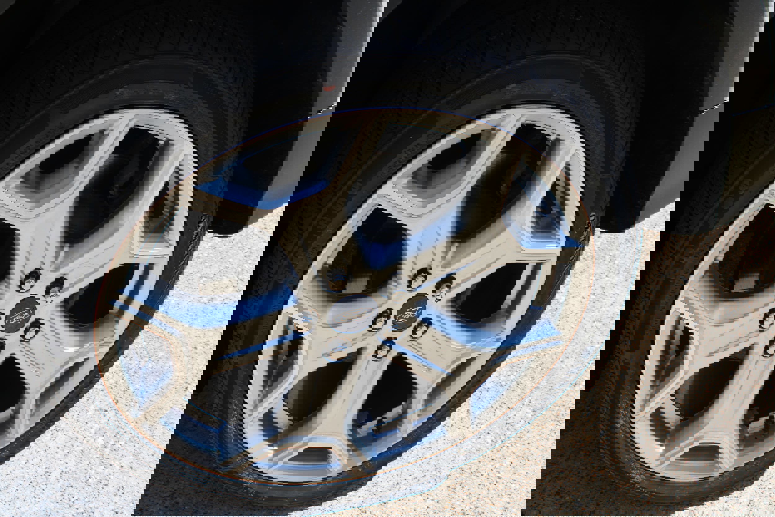 Used 2019 Ford Escape Titanium image 32